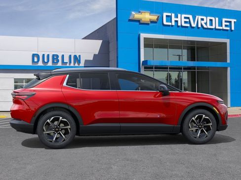 New 2026 Chevrolet Equinox EV LT image 6