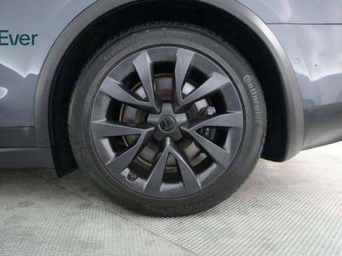 Used 2023 Tesla Model X AWD/4WD image 9