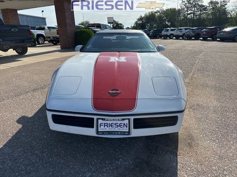 Used 1989 Chevrolet Corvette Convertible RWD image 6