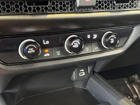 Used 2023 Honda HR-V LX image 19