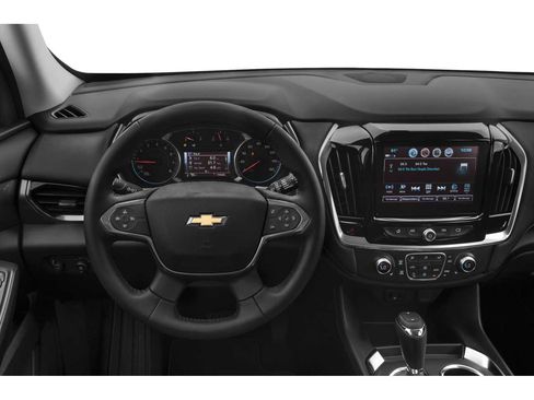 Used 2020 Chevrolet Traverse LT w/ Driver Confidence II Package FWD image 4