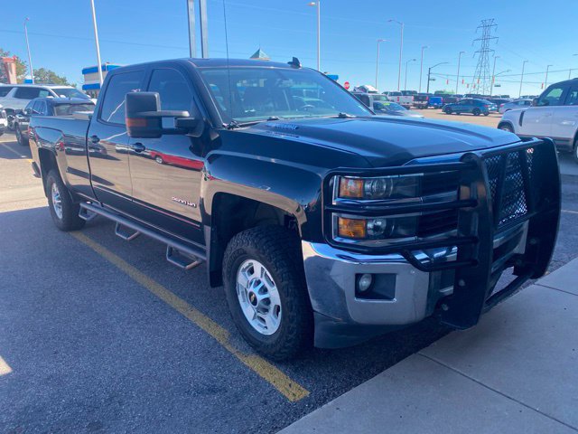 Used 2016 Chevrolet Silverado 2500 LT w/ LT Convenience Package AWD/4WD image 4
