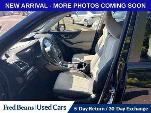 Used 2019 Subaru Forester Premium w/ All-Weather Package AWD/4WD image 12