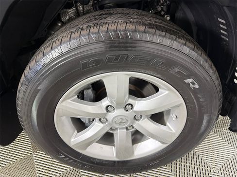 Used 2017 Lexus GX 460 w/ Navigation Package image 13