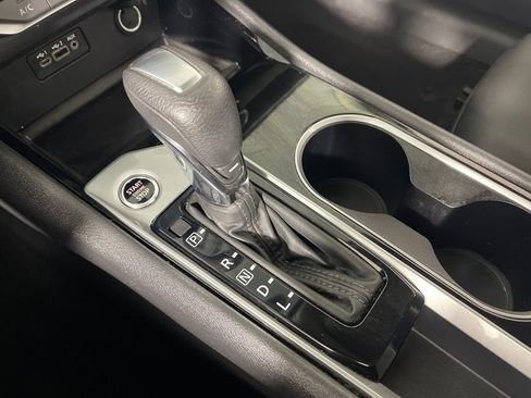 Used 2024 Nissan Altima 2.5 SV image 24