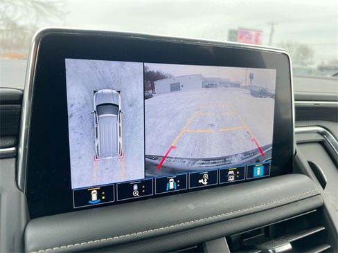 Used 2021 GMC Yukon SLT w/ SLT Luxury Plus Package image 15