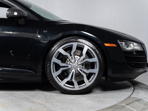 Used 2012 Audi R8 V10 AWD/4WD image 29
