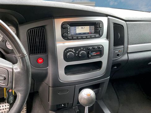 Used 2004 Dodge Ram 1500 Truck 2WD Regular Cab image 5