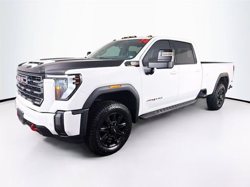 Used 2024 GMC Sierra 3500 AT4 w/ AT4 Premium Plus Package AWD/4WD image 7