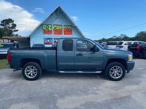 Used 2009 Chevrolet Silverado 1500 LT w/ Power Pack Plus RWD image 6