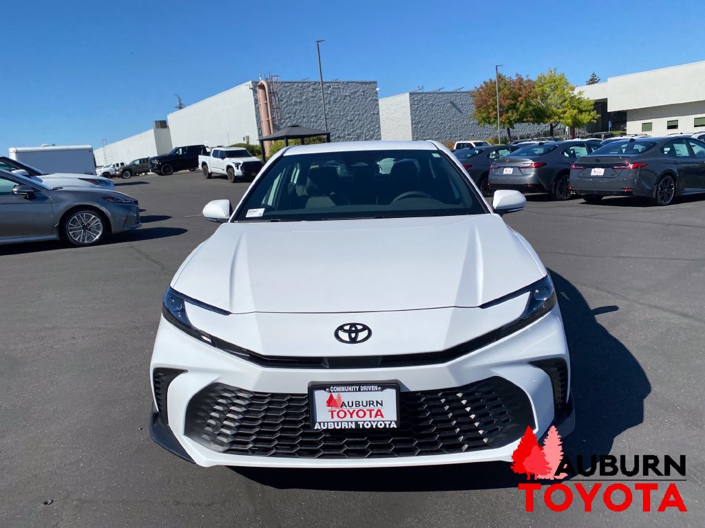 New 2026 Toyota Camry SE FWD image 2
