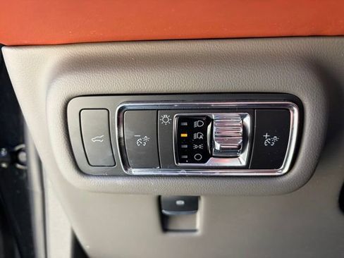 Used 2025 Lincoln Nautilus Black Label w/ Jet Appearance Package image 16