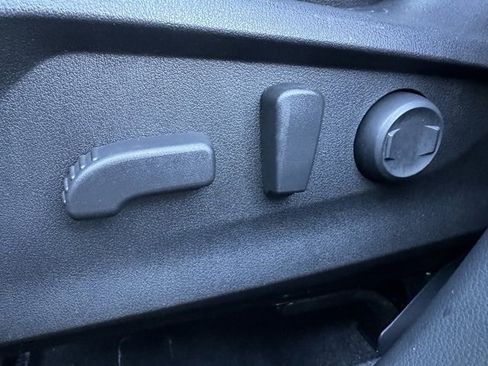 Used 2023 Subaru Forester Premium image 18