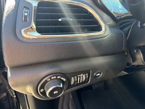 Used 2015 Chrysler 200 C w/ Navigation & Sound Group I FWD image 16