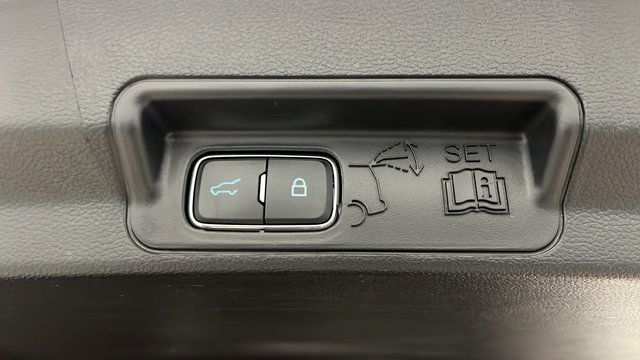 Used 2025 Ford Explorer ST-Line w/ Premium Package AWD/4WD image 30