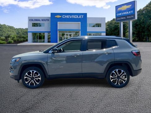 Used 2022 Jeep Compass Limited AWD/4WD image 3