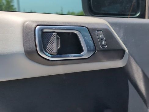 Used 2022 Ford Bronco Badlands AWD/4WD image 16
