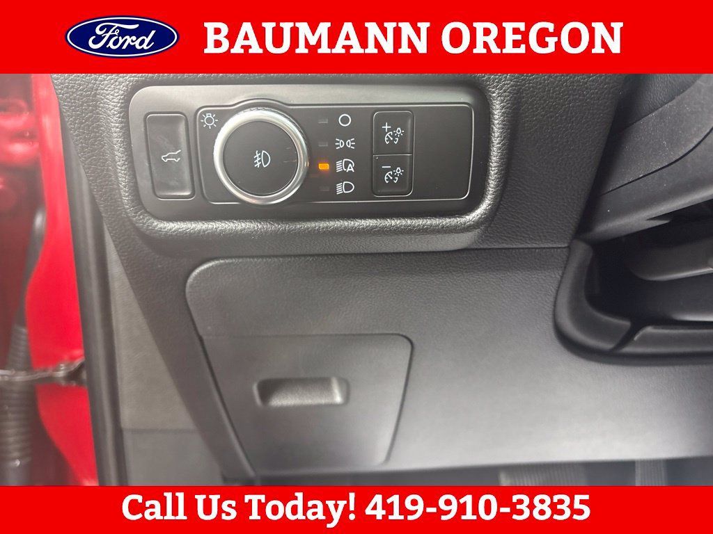 Used 2024 Ford Explorer XLT w/ Equipment Group 202A AWD/4WD image 20
