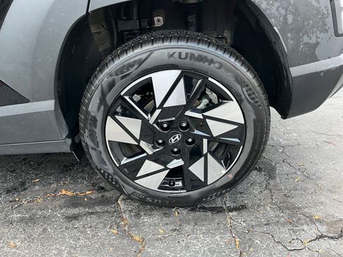 Used 2025 Hyundai Kona SEL image 25