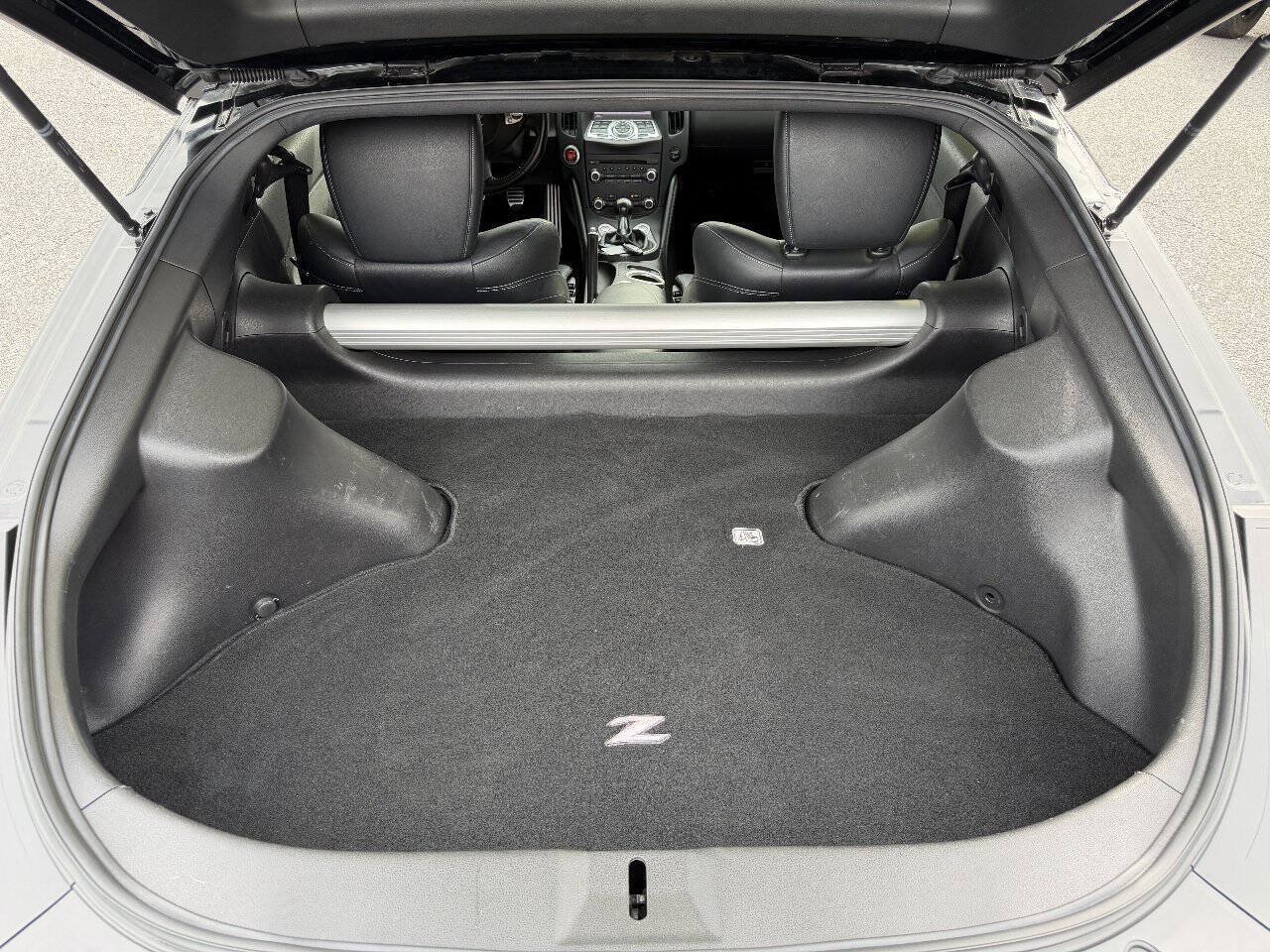 Used 2014 Nissan 370Z Touring w/ Sport Package RWD image 24