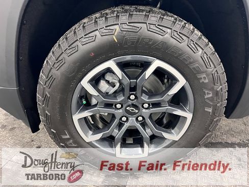 New 2026 Chevrolet Equinox ACTIV image 21