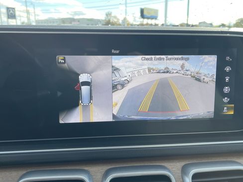 Certified 2022 Mercedes-Benz GLS 450 4MATIC image 25