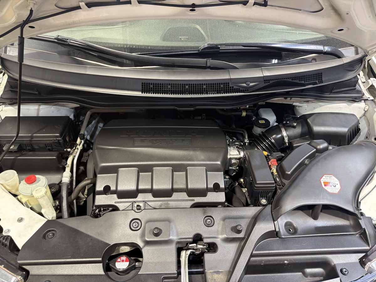 Used 2015 Honda Odyssey Touring Elite image 31