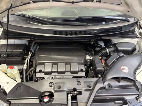 Used 2015 Honda Odyssey Touring Elite image 31