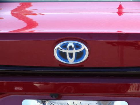 Used 2025 Toyota Corolla LE w/ LE Premium Package image 10