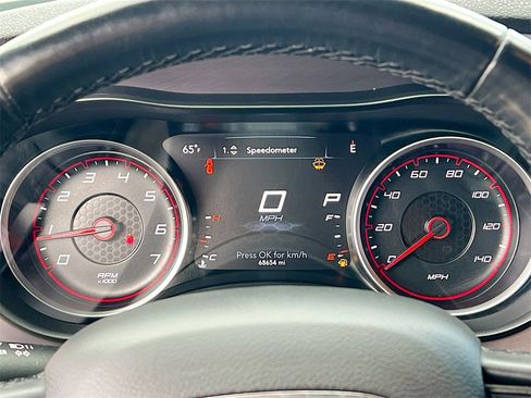 Used 2022 Dodge Charger SXT w/ Cold Weather Package image 12