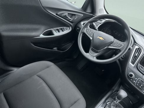 Used 2024 Chevrolet Malibu LT image 20