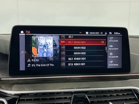 Used 2022 BMW 530i w/ Executive Package image 23