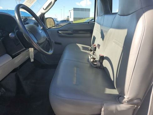 Used 2006 Ford F250 XL image 12