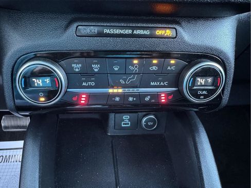 Used 2021 Ford Escape SEL AWD/4WD image 24