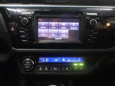 Used 2014 Toyota Corolla S FWD image 20