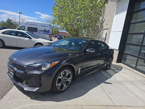 Used 2020 Kia Stinger GT-Line w/ Sun & Sound Package AWD/4WD image 3