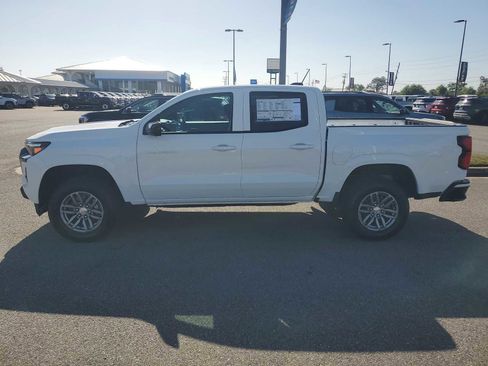 New 2026 Chevrolet Colorado LT RWD image 2