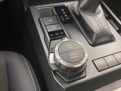 Certified 2025 Toyota Tacoma TRD Sport image 19