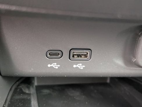 New 2026 Buick Envista Sport Touring w/ Convenience I Package FWD image 16