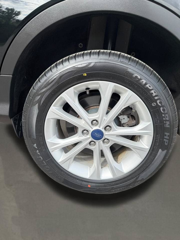 Used 2018 Ford Escape SEL AWD/4WD image 31