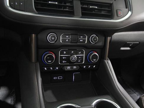 Used 2024 Chevrolet Tahoe High Country image 15