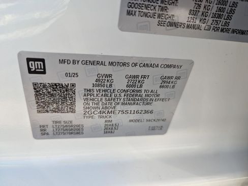 Certified 2025 Chevrolet Silverado 2500 Custom w/ Custom Convenience Package image 29