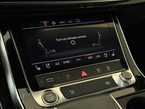 Used 2021 Audi Q8 Premium Plus w/ Premium Plus Package image 27