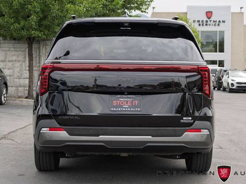 Used 2025 Kia Carnival SX Prestige FWD image 19