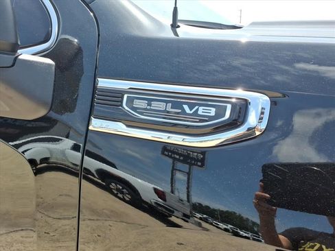 Used 2024 GMC Sierra 1500 SLT w/ SLT Premium Package AWD/4WD image 10