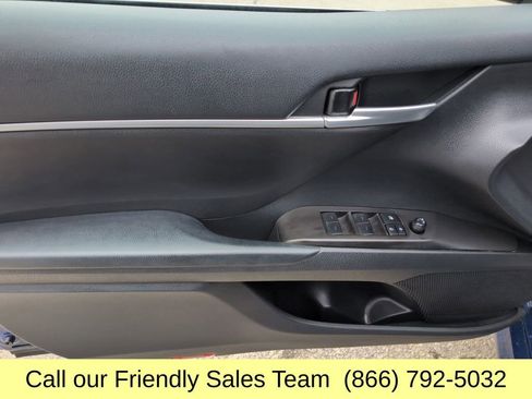 Used 2023 Toyota Camry LE image 10