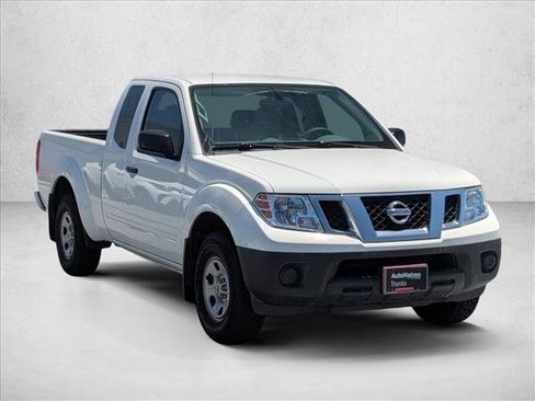 Used 2019 Nissan Frontier S RWD image 3