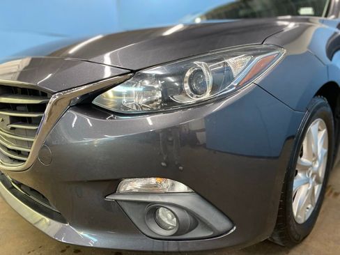 Used 2015 MAZDA MAZDA3 i Touring w/ Technology Package image 6