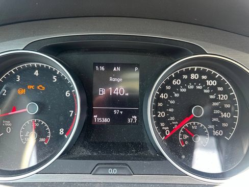 Used 2017 Volkswagen Golf Wolfsburg Edition FWD image 13