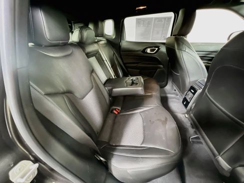 Used 2022 Jeep Compass Altitude w/ Convenience Group image 25